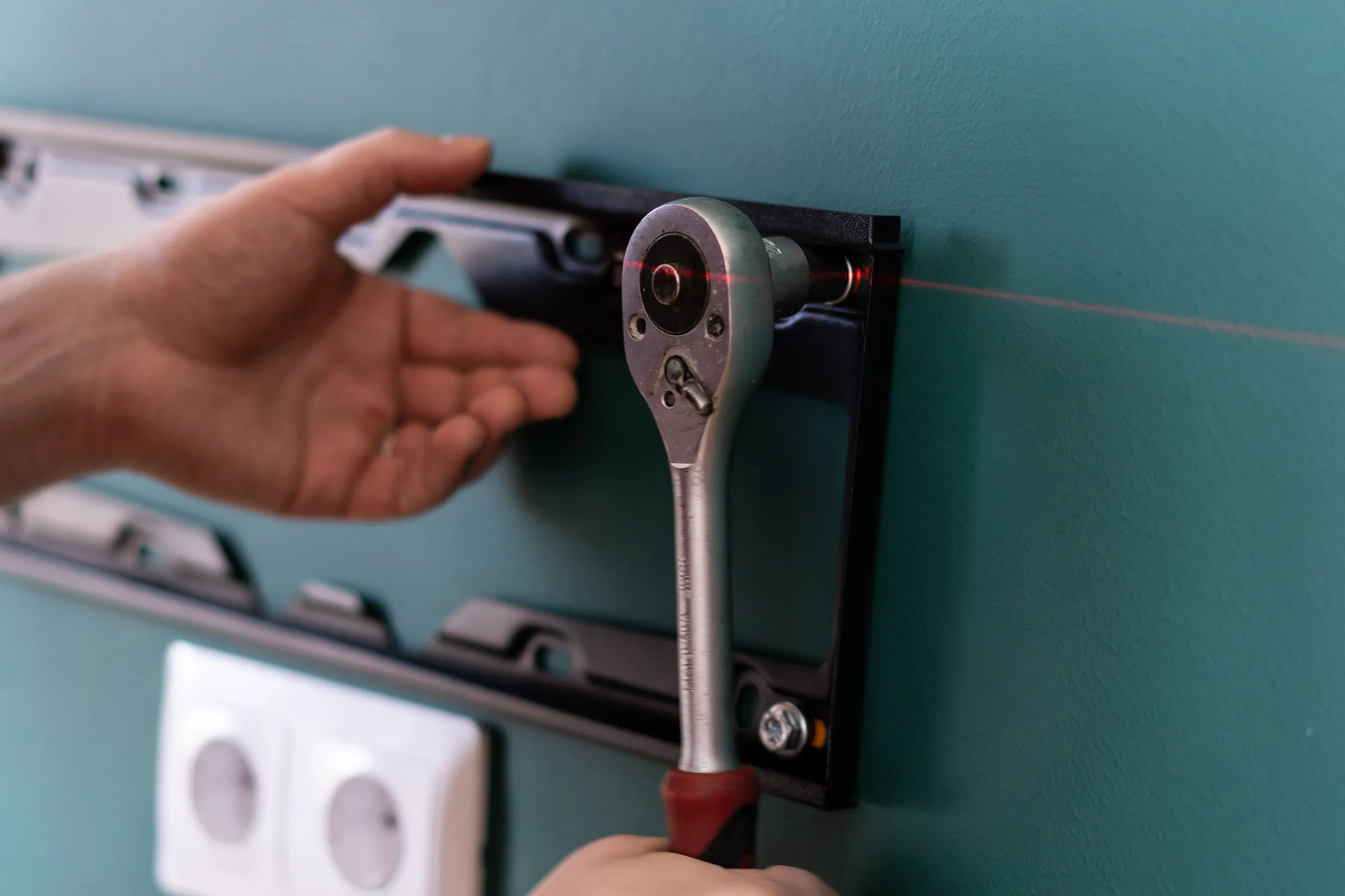 Best wall mount options for different TV sizes