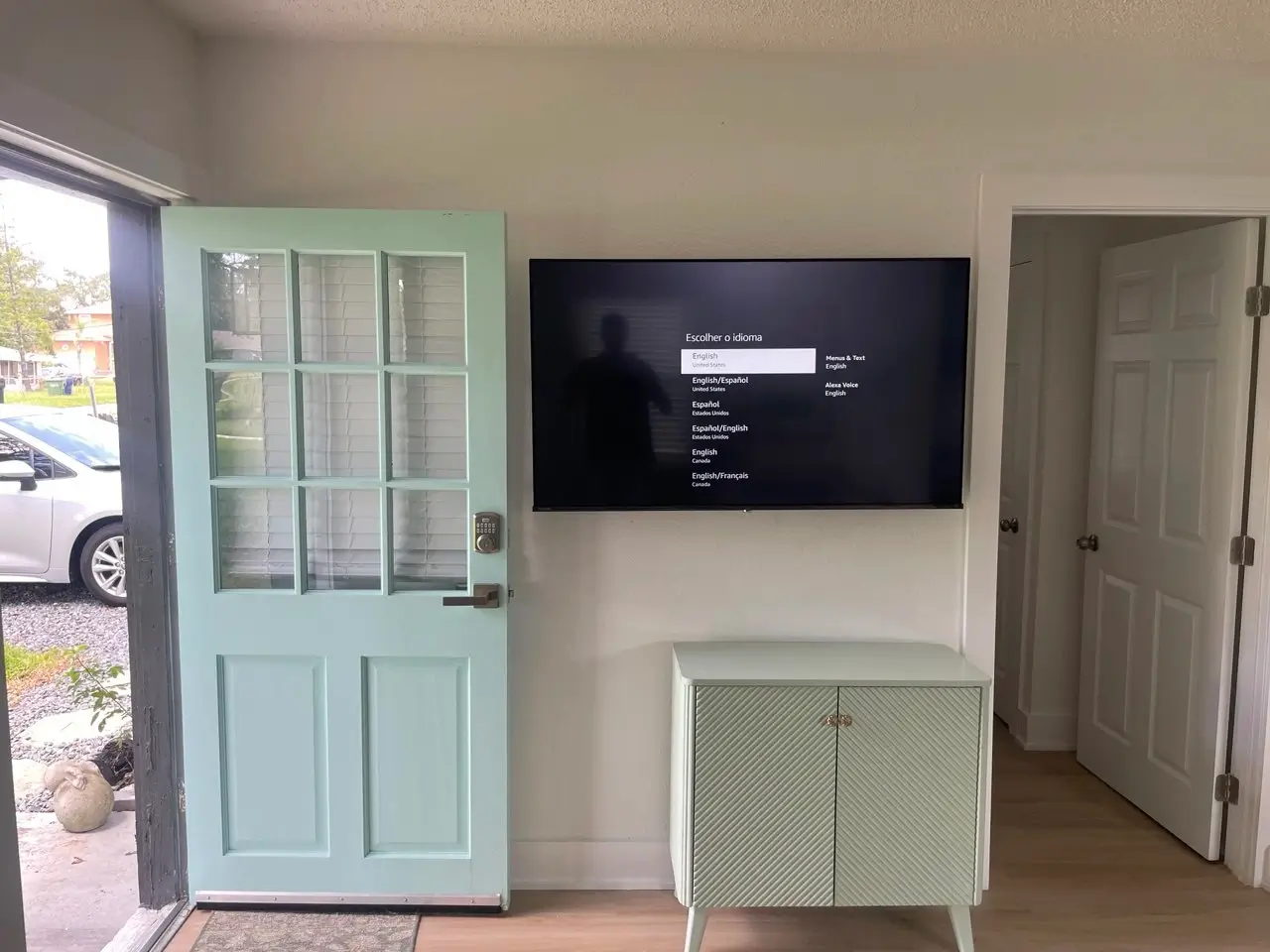 Office TV mounting project near Land o Lakes conference room installation