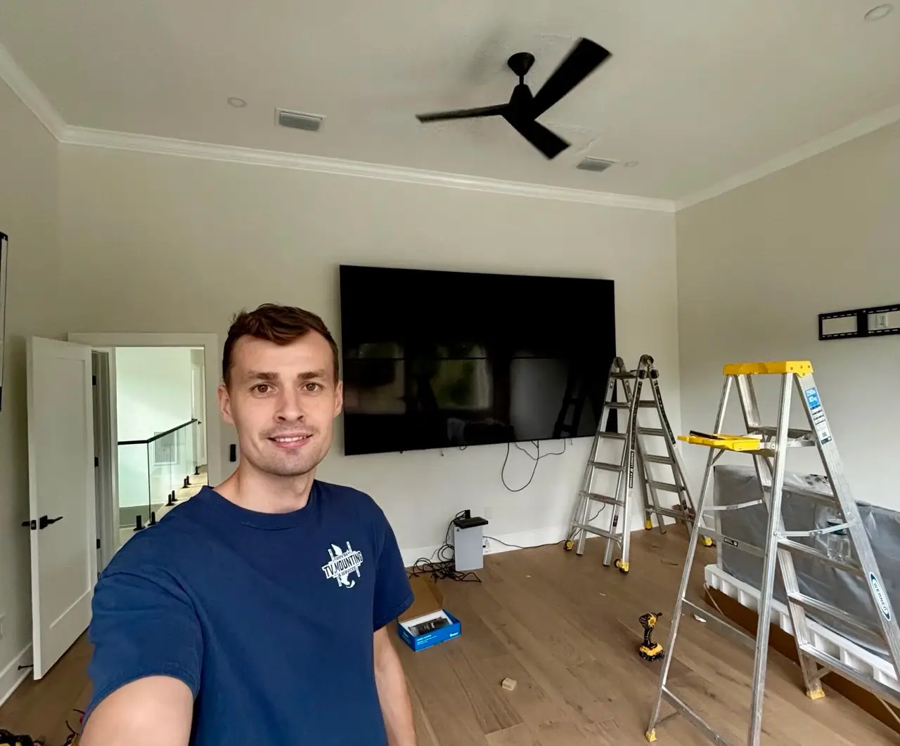 2x2 video wall installation near Wesley Chapel business space