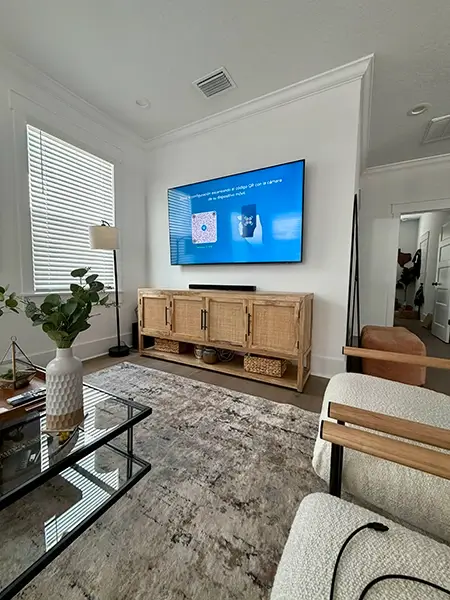 TV wall mounting with concealed wires